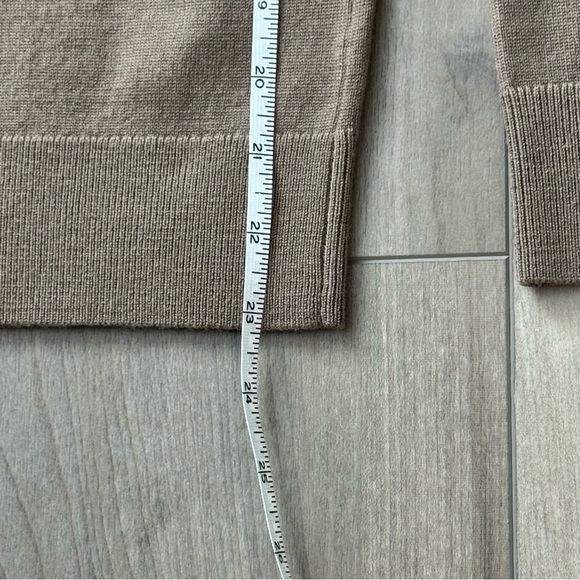 Club Monaco Men's Tan Turtleneck Sweater - Picture 2 of 4